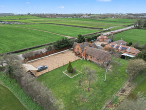 Photo 1- click for photo gallery